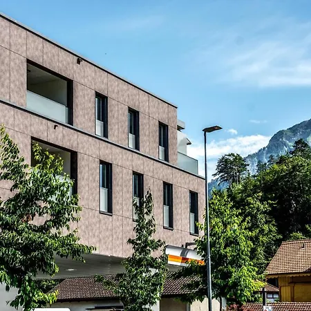 Flueehblueemli - Griwa Rent Ag Apartman